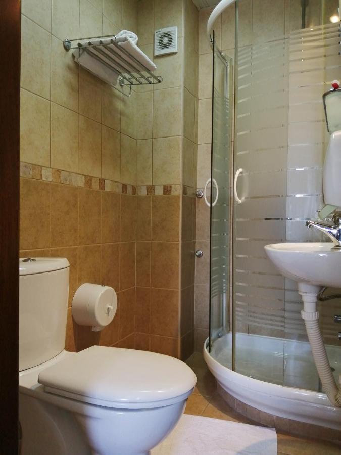 Hotel Pelikan Virpazar Exteriör bild