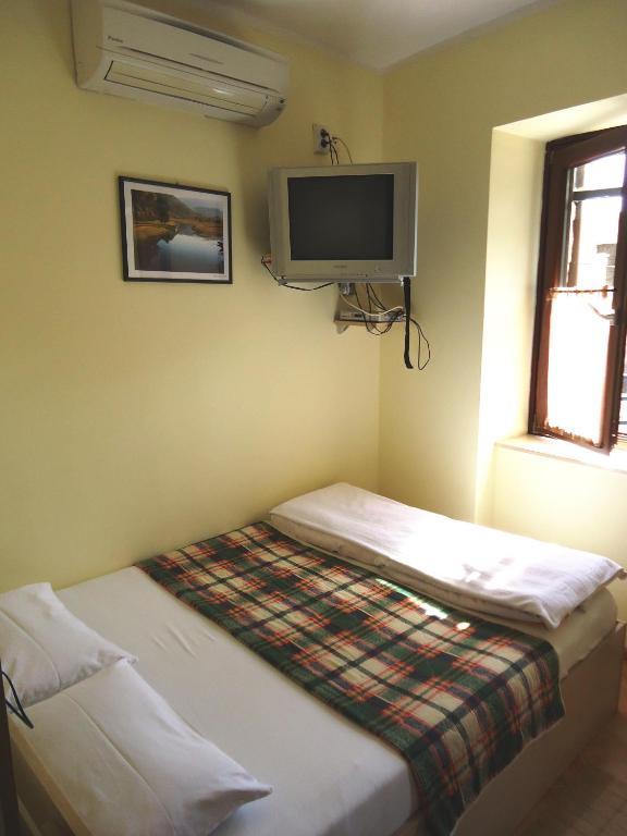 Hotel Pelikan Virpazar Exteriör bild
